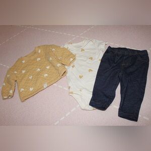Carter’s Baby Girl 3 Piece Set Hearts Denim 6 months